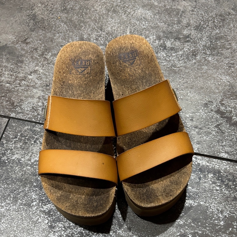 Reef Tan Women's Sandals